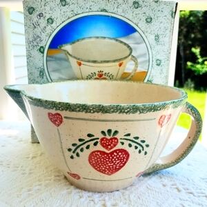 New In The Box Vintage 1997 56oz. Batter Bowl